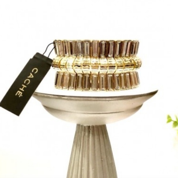 Cache Jewelry - Cache Crystal Gold Link stretch bracelet NWT